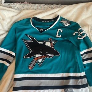 Oversized men’s sharks hockey jersey